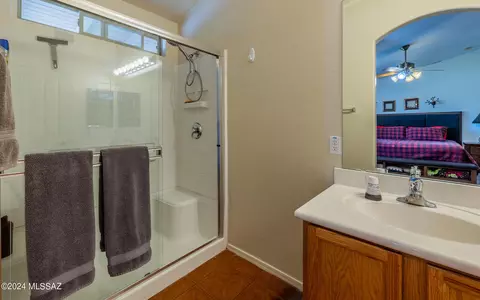 10675 E Bridgeport St, Tucson, AZ 85747 photo 16