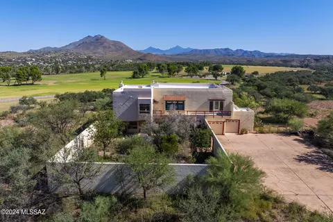 10 Kents Ave, Rio Rico, AZ 85648