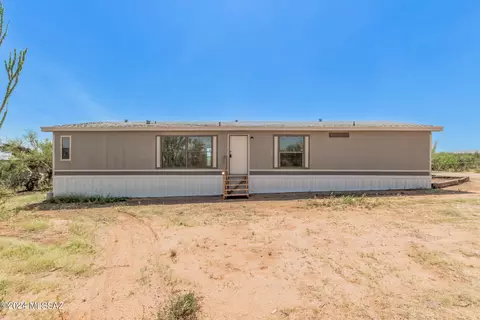 14025 S Avenida Red Roan Rd, Sahuarita, AZ 85629