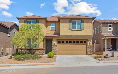 17213 S Nicholas Falls Dr, Vail, AZ 85641