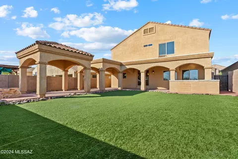 12324 E Calle Riobamba, Vail, AZ 85641