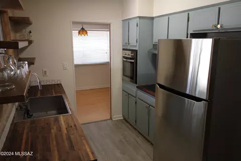 5526 E 2nd St, Tucson, AZ 85711 photo 4