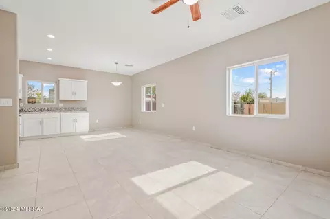 1123 N 14th Ave, Tucson, AZ 85705 photo 12