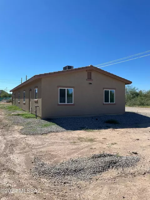 1123 N 14th Ave, Tucson, AZ 85705 photo 2