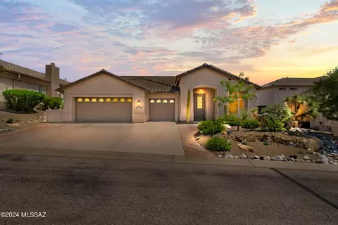 39059 S Clubhouse Dr, Tucson, AZ 85739