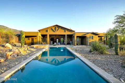 Exterior - 6440 S Upper Valley Rd, Vail, AZ 85641 photo 7 of 11