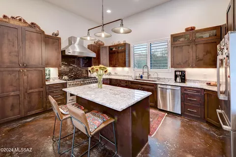 Kitchen - 6440 S Upper Valley Rd, Vail, AZ 85641 photo 1 of 2