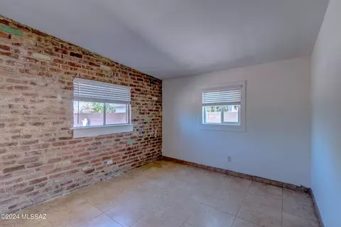 2963 E 24th St, Tucson, AZ 85713 photo 17