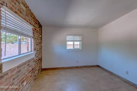 2963 E 24th St, Tucson, AZ 85713 photo 20