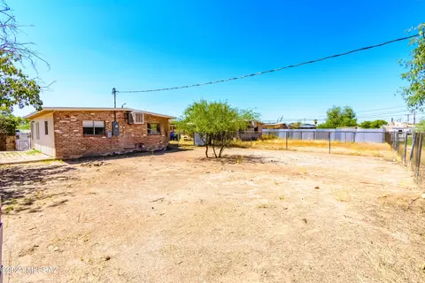 2963 E 24th St, Tucson, AZ 85713 photo 32