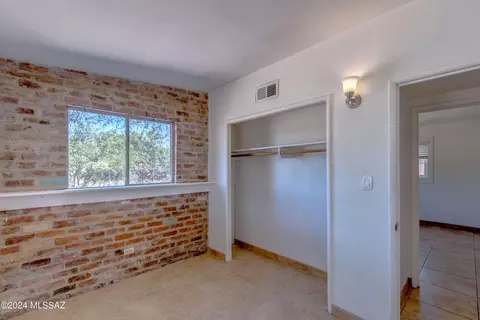 2963 E 24th St, Tucson, AZ 85713 photo 14