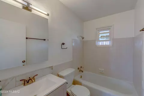 2963 E 24th St, Tucson, AZ 85713 photo 22