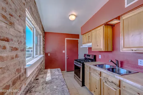 2963 E 24th St, Tucson, AZ 85713 photo 6