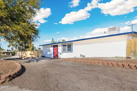 4201 E Valentine St, Tucson, AZ 85711