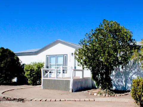 17705 W Chinle Pl, Marana, AZ 85653