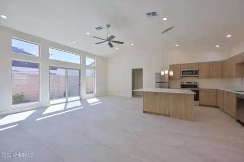 1616 E Hedrick Dr, Tucson, AZ 85719 photo 3