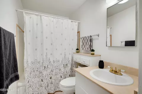 7557 E 35th St, Tucson, AZ 85710 photo 27