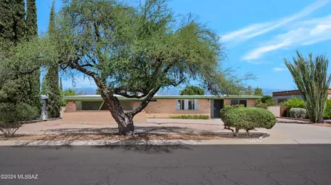 7557 E 35th St, Tucson, AZ 85710