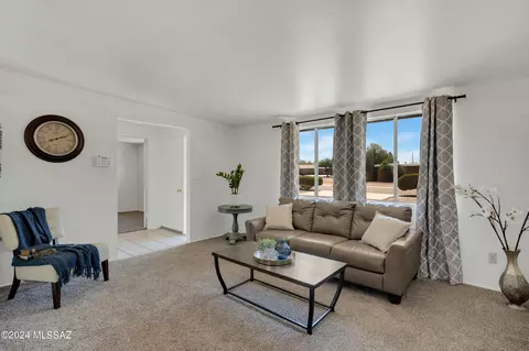 7557 E 35th St, Tucson, AZ 85710 photo 7