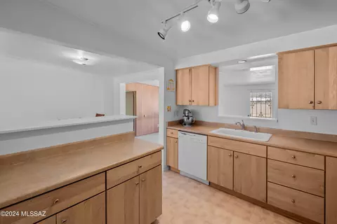 Kitchen - 6337 E Baylor Dr, Tucson, AZ 85710 photo 4 of 4