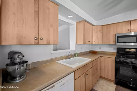 Kitchen - 6337 E Baylor Dr, Tucson, AZ 85710 photo 1 of 4