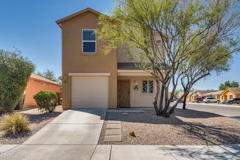 Exterior - 888 E Robert Hansen Dr, Tucson, AZ 85706 photo 2 of 9