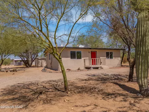 13332 W Trail Dust Rd, Tucson, AZ 85743