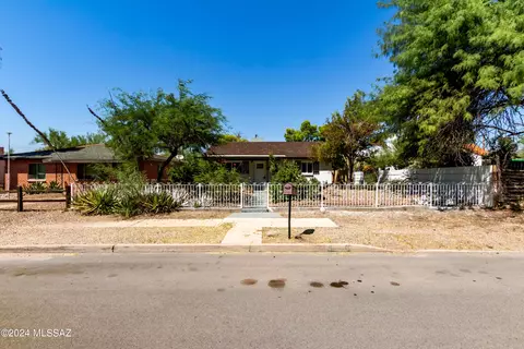 1133 E Waverly St, Tucson, AZ 85719