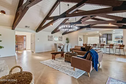 4350 N Bear Canyon Rd, Tucson, AZ 85749