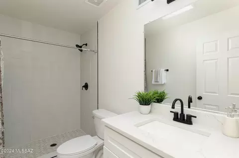 8281 E Cloud Rd, Tucson, AZ 85750 photo 33