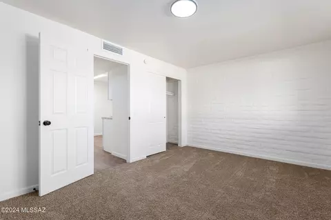 8281 E Cloud Rd, Tucson, AZ 85750 photo 47