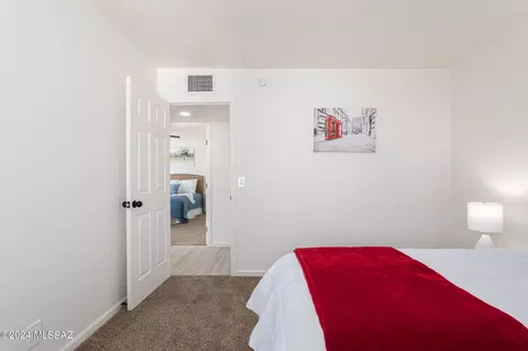 8281 E Cloud Rd, Tucson, AZ 85750 photo 25