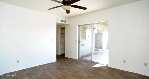 4152 E Megan Dr, Tucson, AZ 85712 photo 10