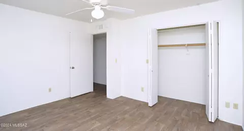 4152 E Megan Dr, Tucson, AZ 85712 photo 17