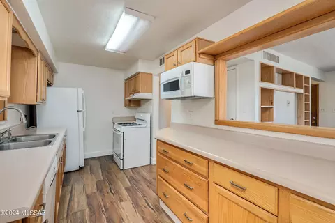 6510 Eli Dr, Tucson, AZ 85710 photo 10