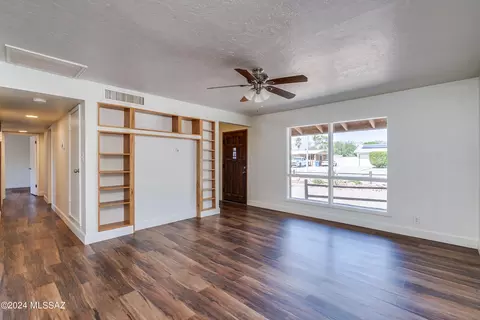 6510 Eli Dr, Tucson, AZ 85710 photo 5