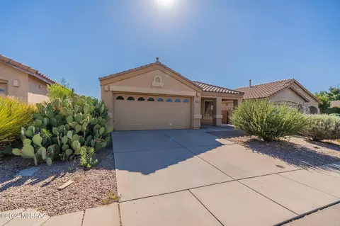 356 N Rock Station Dr, Sahuarita, AZ 85629