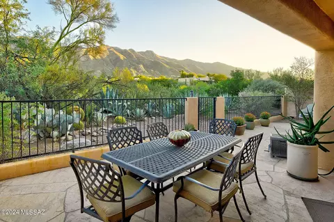 6165 N 6165 N Pascola Cir, Tucson, AZ 85718