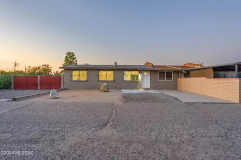 2882 W Shy Ln, Tucson, AZ 85746