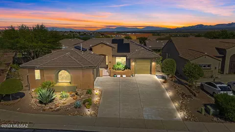 5803 S Turquoise Canyon Dr, Green Valley, AZ 85622