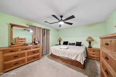 Bedroom - 5027 E Fishhook Ct, Tucson, AZ 85756 photo 1 of 5