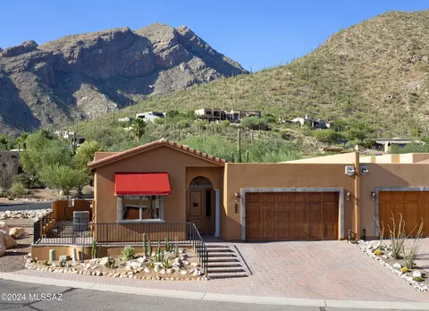 2583 E Via Corta Dei Fiori, Tucson, AZ 85718