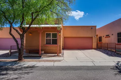 44 N Rayburn Place Pl, Tucson, AZ 85710