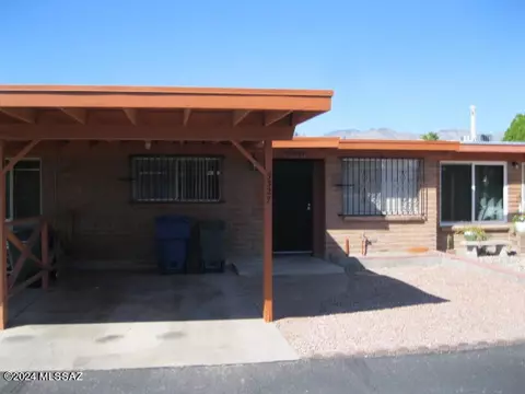 3327 E Farr Pl, Tucson, AZ 85716