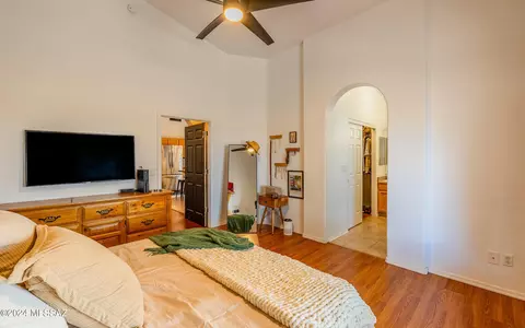 Bedroom - 9005 E Laurie Ann Dr, Tucson, AZ 85747 photo 3 of 5