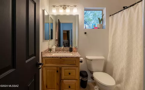 Bath - 9005 E Laurie Ann Dr, Tucson, AZ 85747 photo 3 of 3