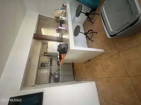 2366 E Cameron Vis, Tucson, AZ 85713 photo 3