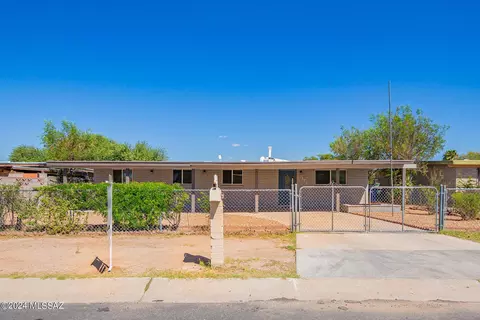 208 W Corona Rd, Tucson, AZ 85756