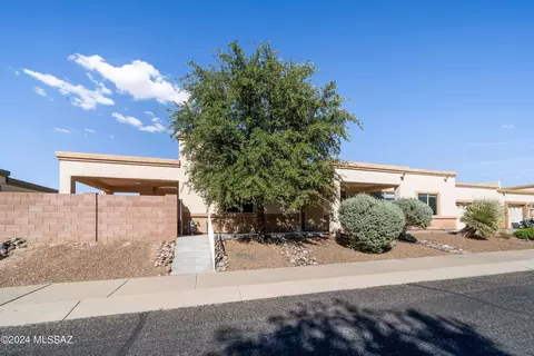 7481 E Navigator, Tucson, AZ 85756