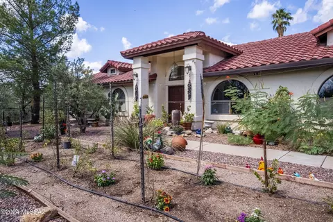 1245 Lago Ct, Rio Rico, AZ 85648